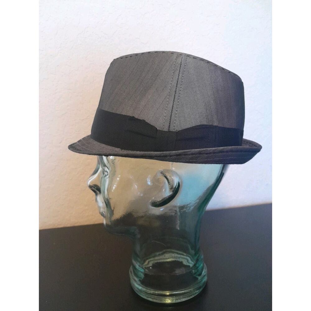 Stacy Adam's Gray Fedora Black Band and Bow Detail Size Med